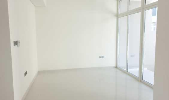 3 Bedrooms For Rent With Cozy Community View
