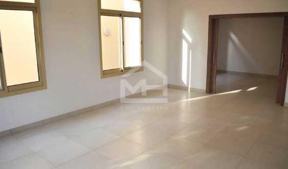 Private 5mw Pool And Garden In Narjis