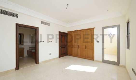 Amazing Offer Ready To Move In 4 Bedrooms Townhouse