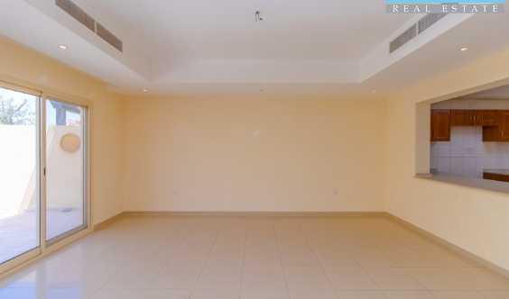 Amazing Beachfront Townhouse Lagoon View Prime Location