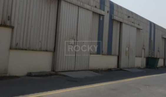 Large Layout Warehouse In Dubai Investment Park