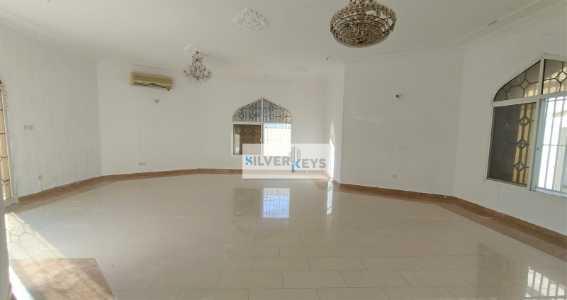 Villa For Family Sharing Driver Room Maid Room Store Room 2 Hallsm