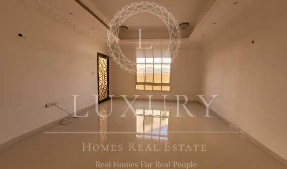 Marvellous Good Community With Private Back Yard