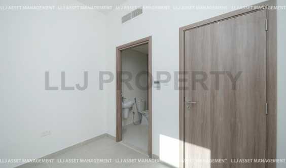 First Occupier Single Roww Maids Good Location