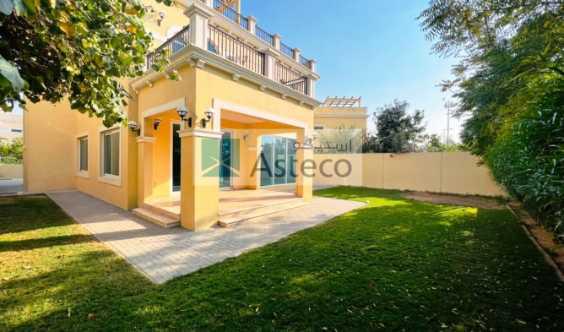 4 Bedrooms Single Row Great Location in Dubai