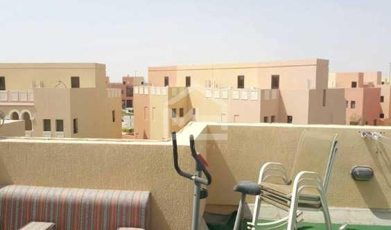 Vacant 3 Bedrooms Single Roww Roof Terrace In Hydra Village
