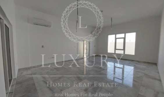 Magnificent Luxurious BRand New Prestigious Villa