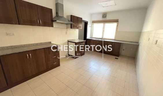 Comfortable Family Villa Close To Canal And Beach