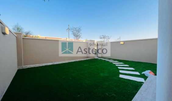 Exclusive 2 Bedrooms Wit Maid Single Row BRand New Landscaping