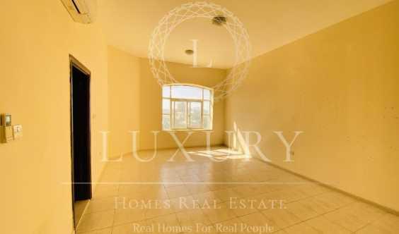 Live At The Center Of Modern Conveniences And Entertainment