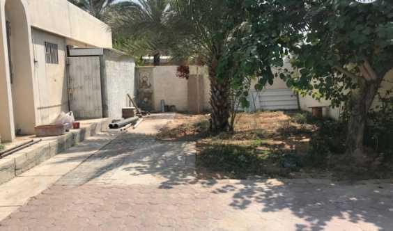 3 Bedrooms Hall Single Story Villa In Dasman Area