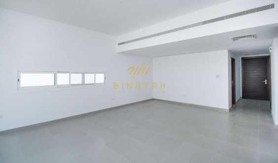 Good Deal Single Row Vacant 3 Bedrooms Maids