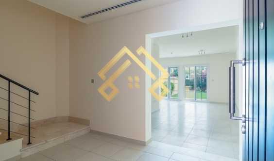 Spacious Townhouse For Rent in Dubai