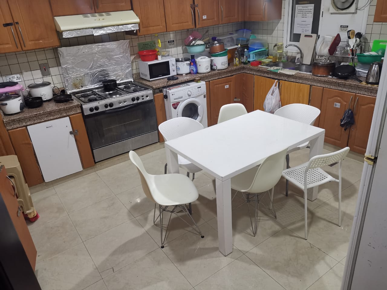 Family Rooms Covered Partition In Bur Dubai Near Barjuman Metro All