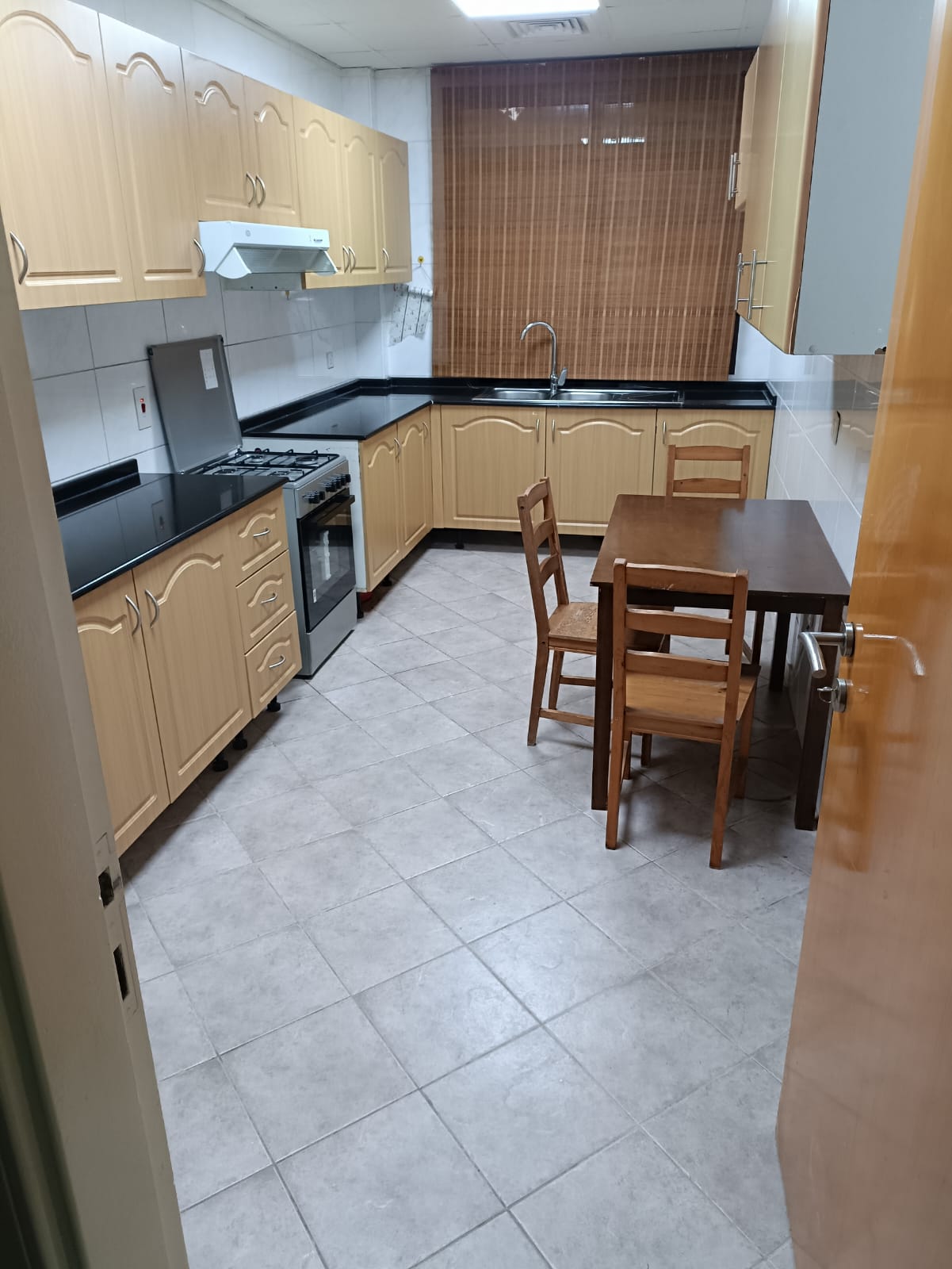 Big Single Partition With Shared Bathroom And Furnished All Included