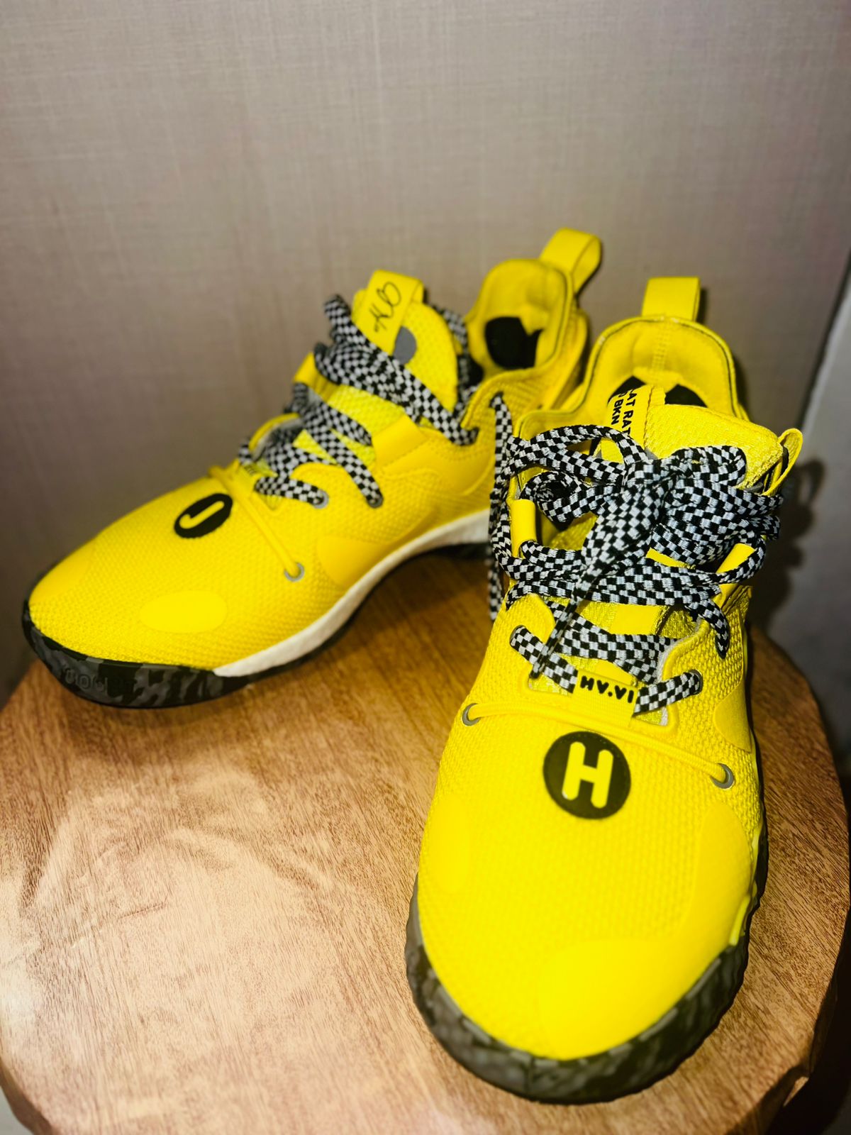 Pre Loved Shoe For Sale Adidas Harden Volume 6 Taxi